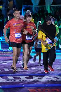 BIB: 3646, 3845
                            <button type="button" onclick="openModal(26224832)" class="btn btn-primary btn-sm float-right btn-popup" data-toggle="modal" data-target=".modal-high-quality">
                        <i class="fas fa-shopping-cart"></i> Add to Cart
                    </button>
                                            <button type="button" onclick="isThisMe(26224832, true)" class="btn btn-success btn-sm float-right btn-popup btn-isme hidden" data-toggle="tooltip" data-placement="bottom" title="นี่คือรูปของคุณใช่ไหม คลิกที่นี่เพื่อเอาเข้าอัลบั้ม">
                        <i class="fas fa-plus"></i> Add to album
                    </button>
                    <button type="button" onclick="isThisMe(26224832, false)" class="btn btn-warning btn-sm float-right btn-popup btn-isnotme hidden">
                        <i class="fas fa-ban"></i> Remove from album
                    </button>